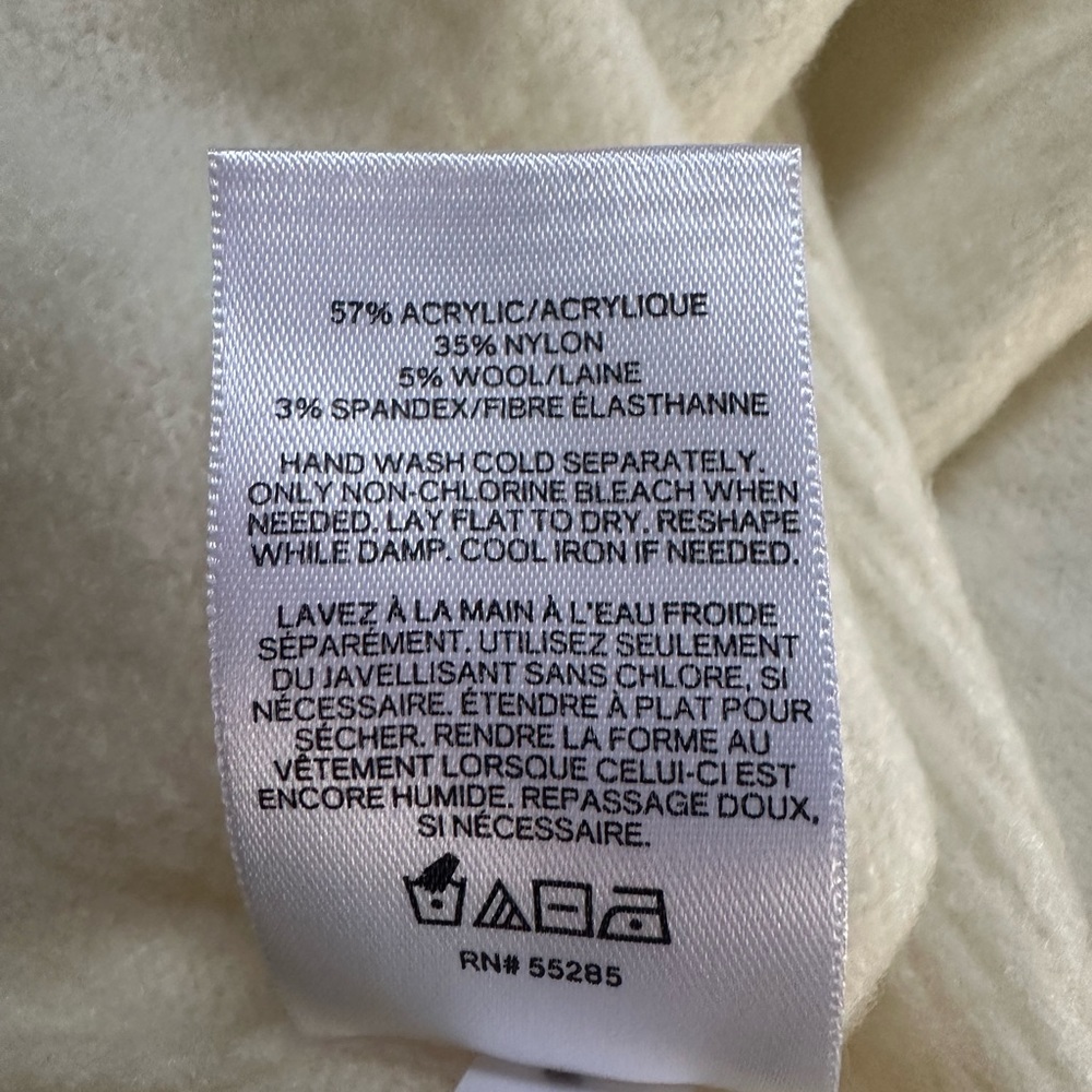 Women’s Size L Cream Express Crew Neck Sweater - Picture 5 of 5